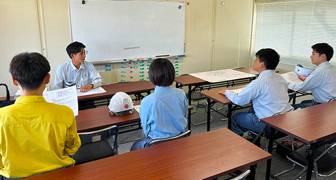 社員を知ることができる!