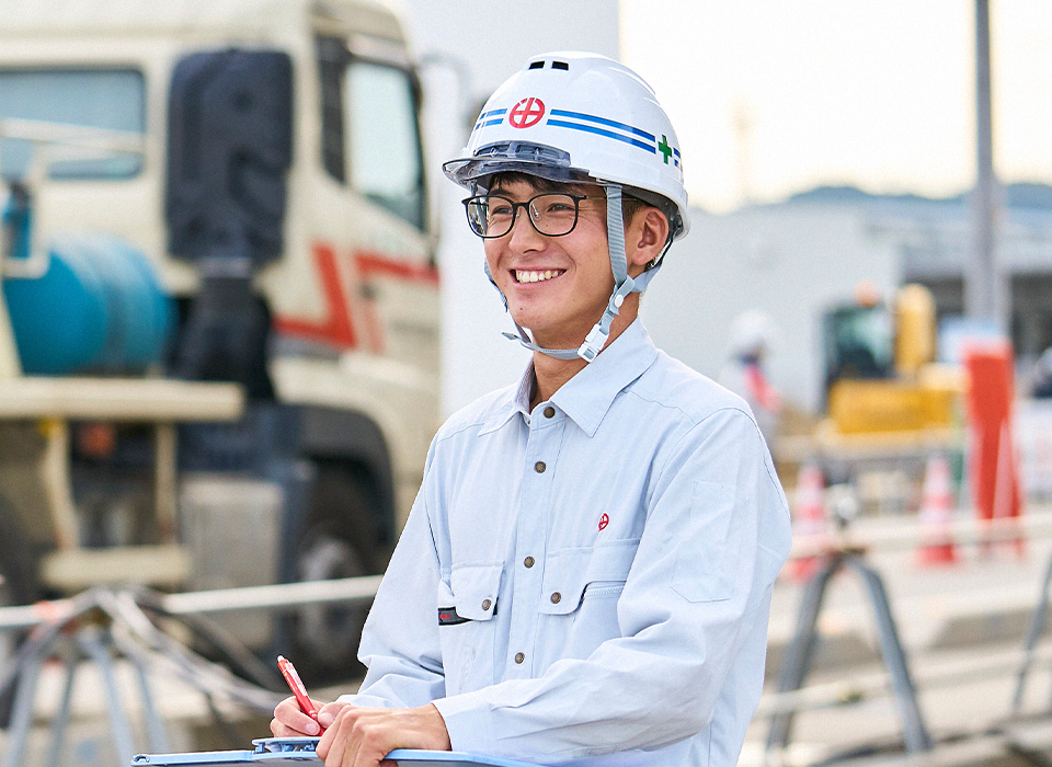 建築工事係 T.I.