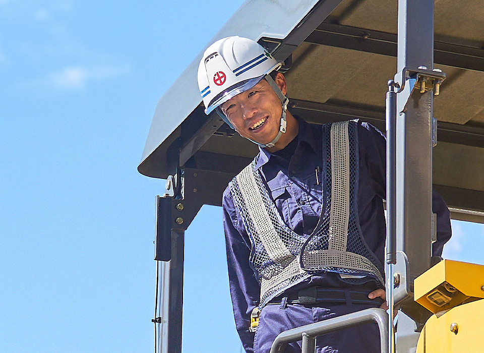 舗装工事課長 T.O.